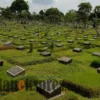 Mengaku Sudah Meninggal, Pemuda Ini Gali Makam Sendiri Pakai Tangan 