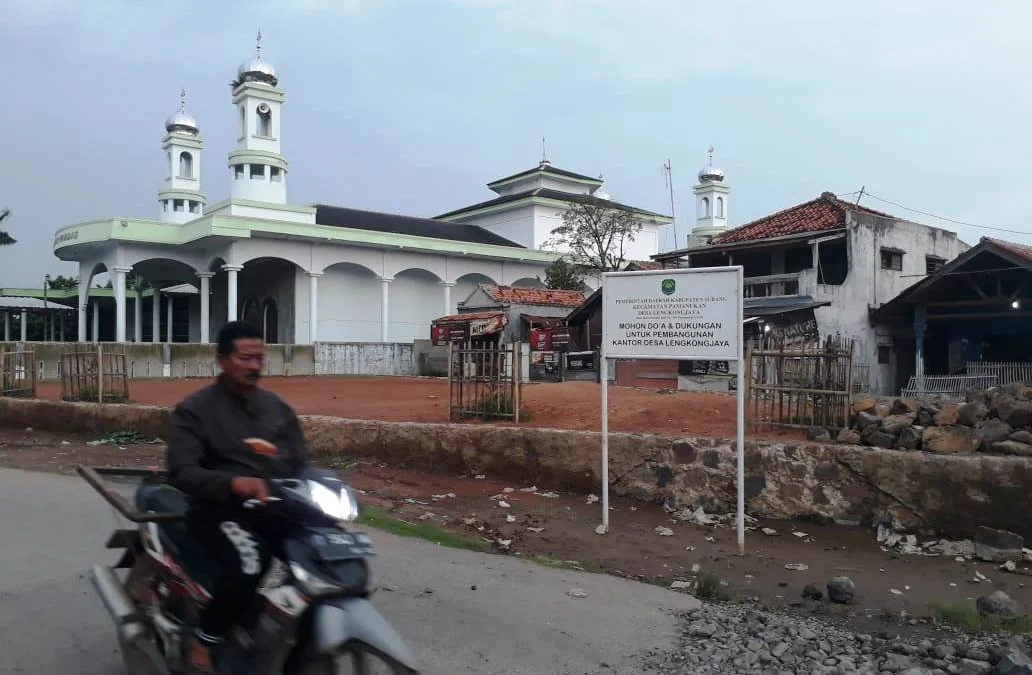 Pemdes Lengkongjaya Segera Bangun Kantor Baru Pemdes Lengkongjaya Segera Bangun Kantor Baru