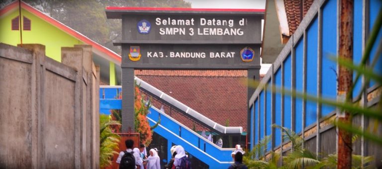 SMP Berlakukan Pembelajaran jarak jauh, Berikut Jadwalnya