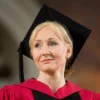 Pidato JK Rowling di Harvard: Tak Perlu Sihir, Manusia Bisa Berempati dengan Imajinasi