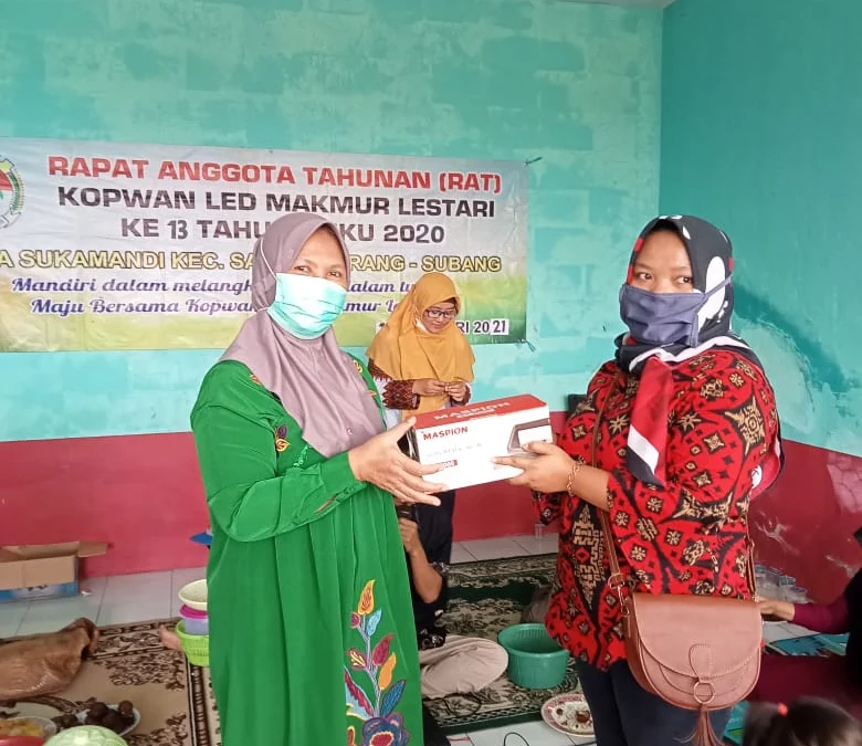 Dorong Inovasi, Bi Nina Hadiri RAT Koperasi Wanita LED Makmur Lestari