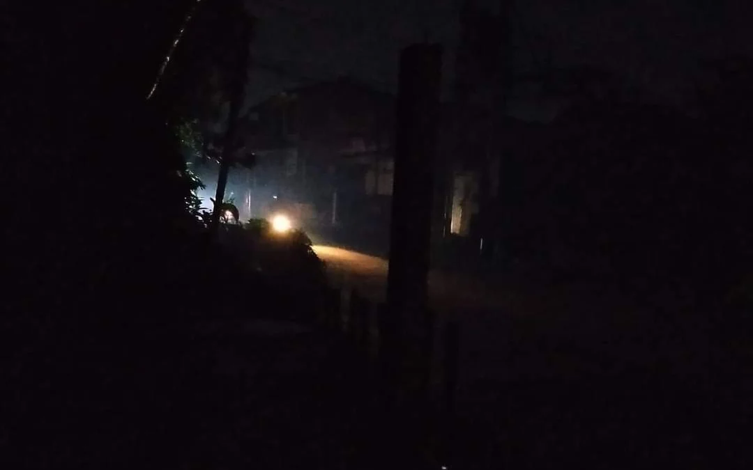 848 Gardu Listrik PLN Terendam, Karawang Malam Ini Gelap Gulita