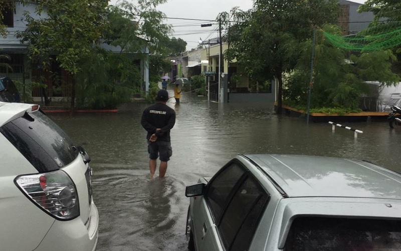 Banjir, Jangan Salahkan Administrasi