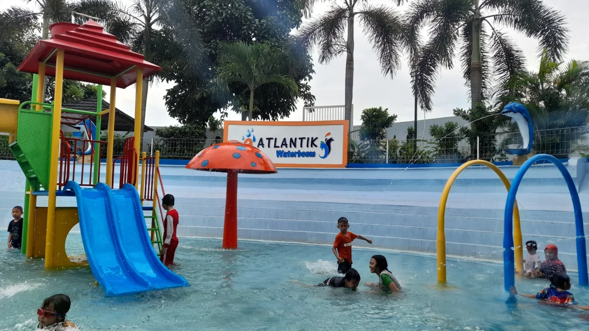 Resmi Dibuka Waterboom Atlantik jadi Tempat Alternatif Rekreasi di Pusat Kota Subang