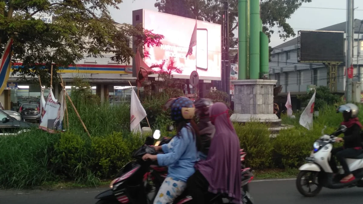 Tak Terawat, Taman Kota Lembang Kumuh