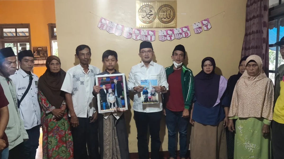 Santuni Keluarga Korban Kecelakaan Maut Sumedang, Legislator PKB Ini Siap Jadi Orang Tua Angkat Ismi