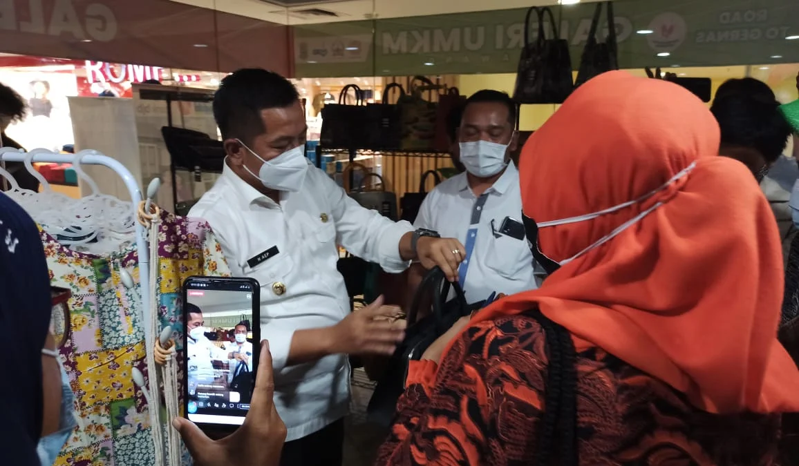 Produk UMKM Karawang Bakal Masuk Kantin Perusahaan