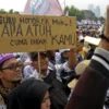 Nasib Guru Honorer Kembali Dipertaruhkan