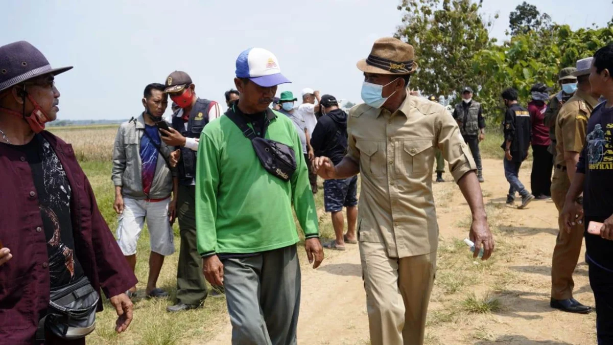 Kecewa Kebijakan PT Sang Hyang Seri, Petani Ngadu ke Bupati Ruhimat