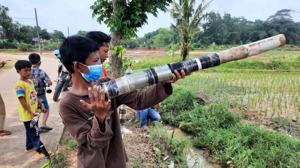 Seru Ngabuburit Sambil Main Belesong