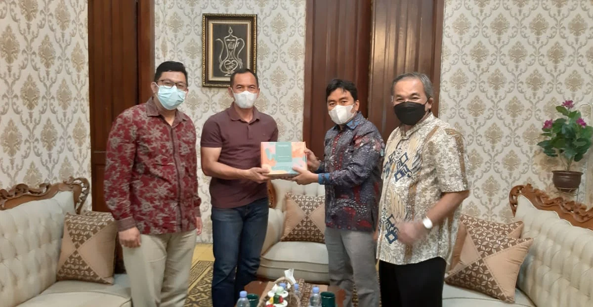 Wardah Dukung Program Renovasi Rumah Layak Huni