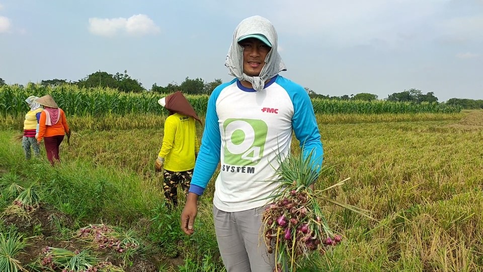 Desa Sukatani Kecamatan Compreng