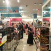 Berburu Baju Lebaran Jelang Lebaran