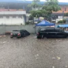 Diguyur Hujan Lebat, Pasar Panorama Lembang Banjir