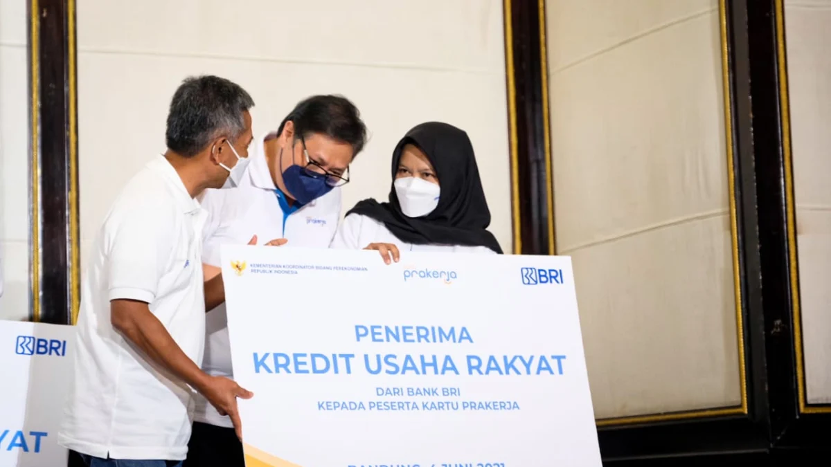 Esih, Nasabah BRI Alumni Kartu Pra Kerja yang Diapresiasi oleh Menko Airlangga