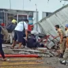 Atap Depan Toko Modern Ambruk, Satu Orang Pekerja Bangunan Tewas