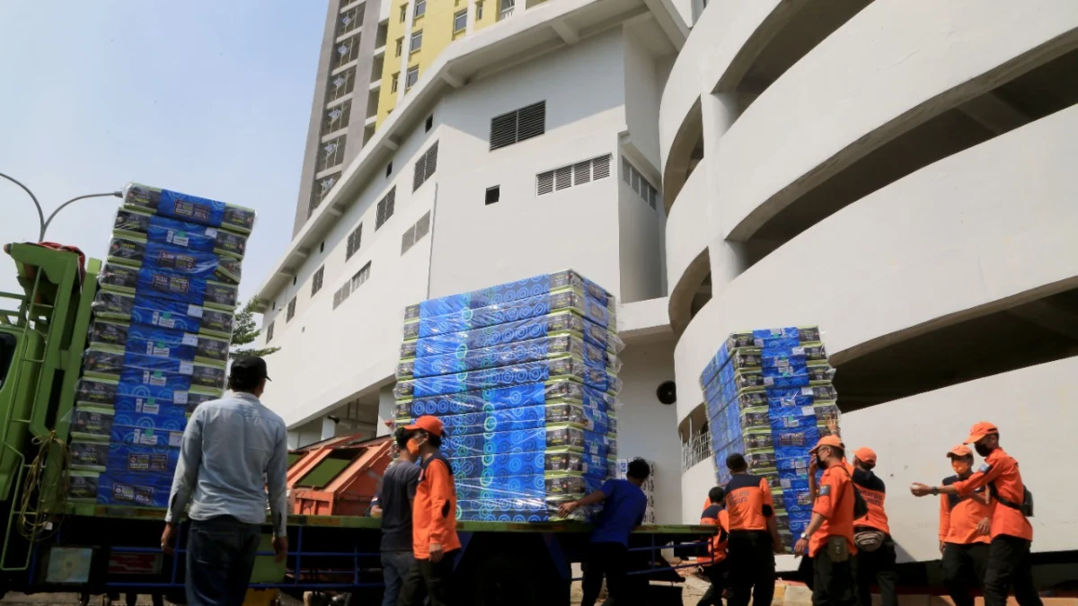 Dukung Persiapan Rusun Isolasi Covid Pasar Rumput, BRI Salurkan 1.000 Tempat Tidur & Sarana Penunjang Kesehatan