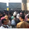 Viral Kerumunan Vaksin massal di Stadion Singaperbangsa Abaikan Protokol Kesehatan