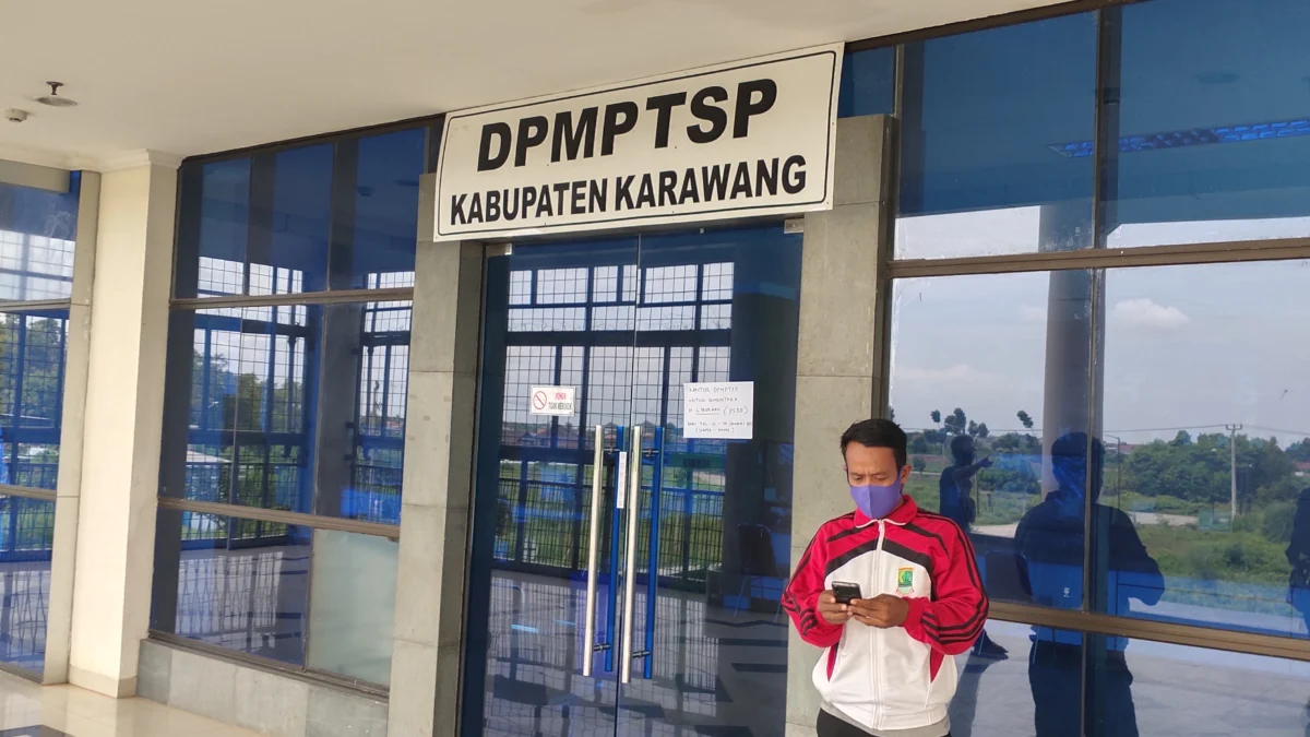 Kantor Dinas di Karawang WFH Total