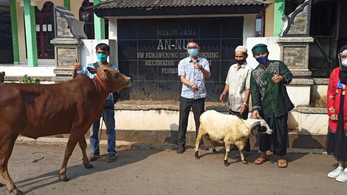 RS Siloam Maknai Kurban dengan Berbagi