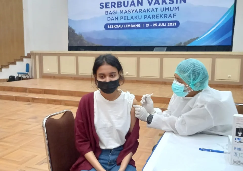 Vaksinasi Sasar Anak Usia 12-18 Tahun