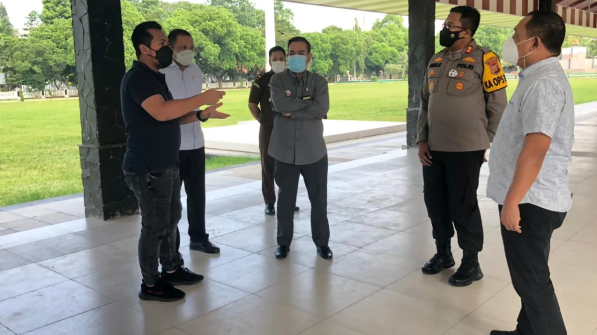 Polisi, Jaksa dan Hakim Siapkan Sidang Pelanggar PPKM Polisi, Jaksa dan Hakim Siapkan Sidang Pelanggar PPKM