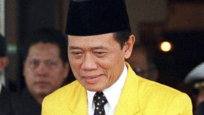 Airlangga: Almarhum Harmoko Panutan Kader Partai Golkar