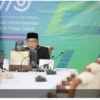 Gubernur Jawa Barat Ridwan Kamil saat memimpin Rapat Komite Penanggulangan COVID-19 dan Pemulihan Ekonomi Daerah di Jawa Barat secara virtual, dari Gedung Pakuan, Kota Bandung, Jumat (27/8/2021). (Foto: Rizal FS/Biro Adpim Jabar)