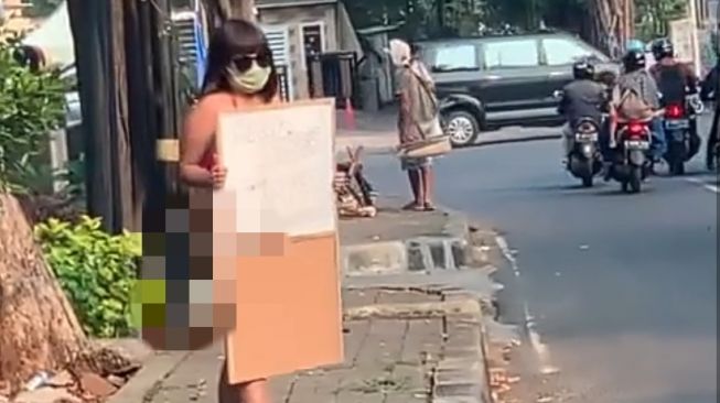 Dinar Candy Menyesali Bikini Seksinya, Meki Tetap Jadi Tersangka