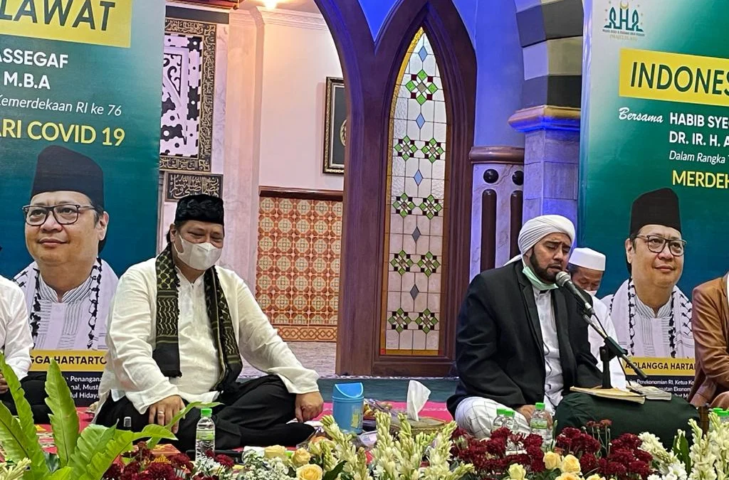 Indonesia Bersholawat, Airlangga Minta Habaib dan Ulama Doakan Penanganan Covid-19