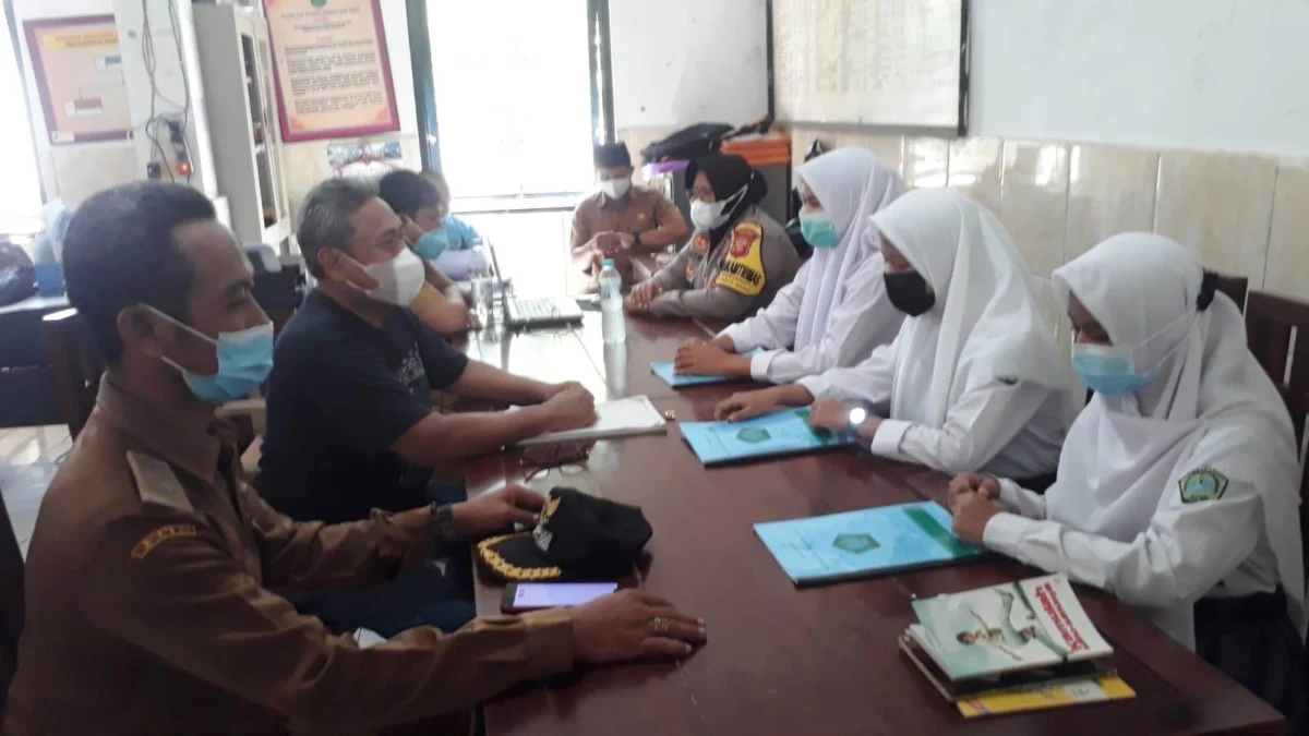 SMK Mekarwangi Praktik Kerja di Kantor Desa