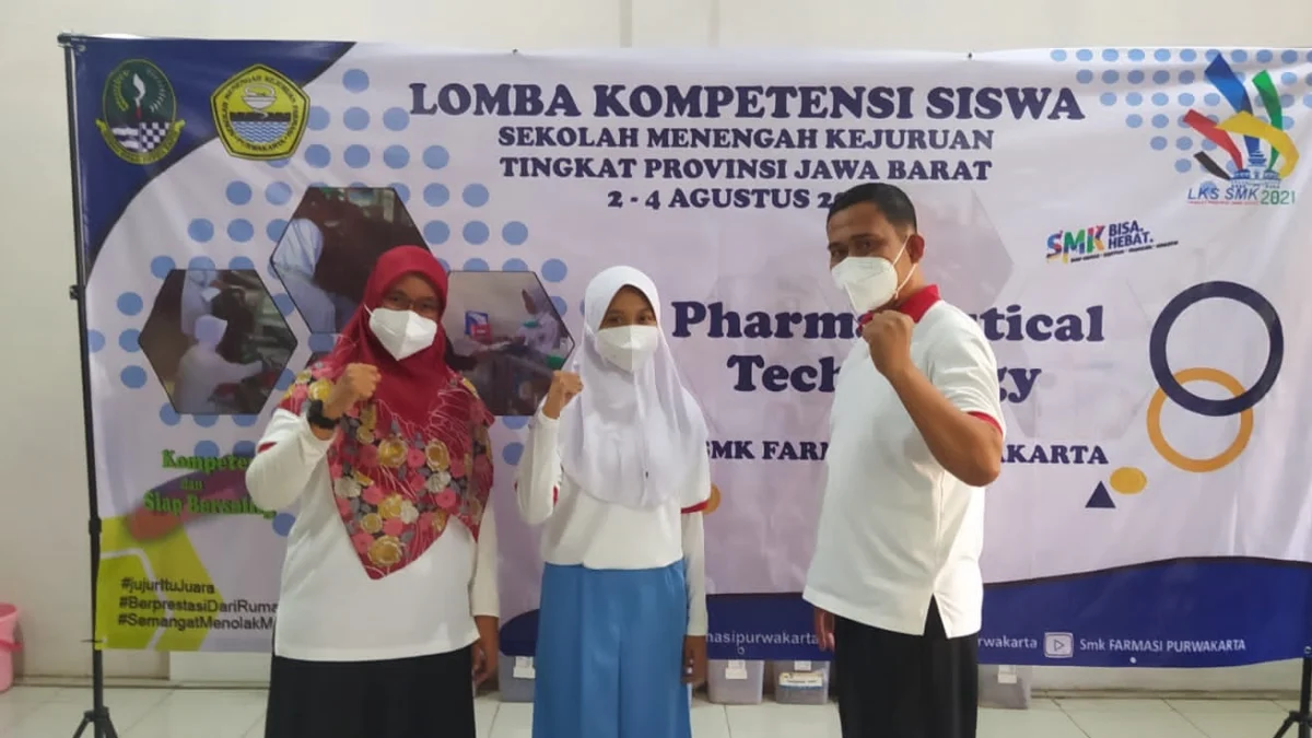 SMK Farmasi Juara 3 LKS Tingkat Jabar Bidang Pharmaceutical Technology