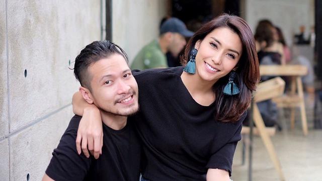 Tyas Mirasih Digugat Cerai Suami, Kenapa?