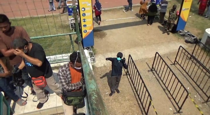 Vaksinasi Massal di Stadion Singaperbangsa Karawang Tertutup, Wartawan Dilarang Mengambil Gambar