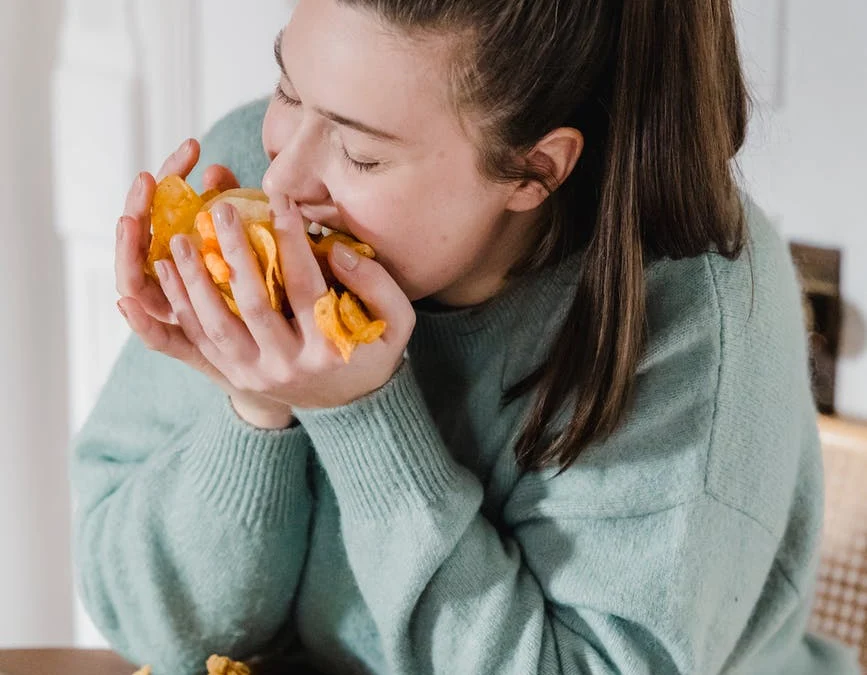 Kenapa Perut Terasa Lapar Terus Padahal Sudah Makan? Ini Penyebabnya