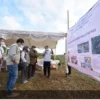 Wakil Gubernur Jawa Barat Uu Ruzhanul Ulum saat meninjau lokasi eksplorasi PLTB Ciemas di Kecamatan Ciemas, Kabupaten Sukabumi, Rabu (8/9/2021). (Foto: Aldien/Biro Adpim Jabar)