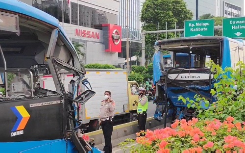 Hari Ini, Rekonstruksi Kecelakaan 2 Bus Transjakarta Digelar Polisi dengan Alat Canggih (Foto: Kenny Kurnia Putra/JPNN)