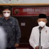 Dampingi Wakil Presiden di Semarang, Menko Airlangga Tinjau Sentra Vaksinasi