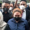 Penipuan CPNS, Anak Nia Daniaty Minta Pemeriksaan Ditunda (Foto: Jpnn)