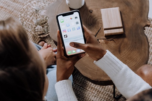 Daftar Lagu - Lagu Backsound Tiktok Terbaru 2021