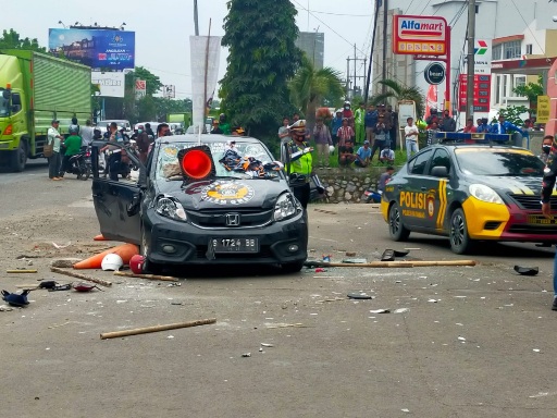 Karawang Mencekam, Anggota LSM Bentrok di Depan Hotel Resinda