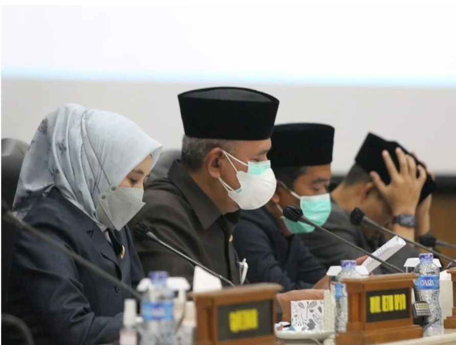 Inilah 10 Catatan DPRD Atas Disahkannya KUA PPAS APBD 2022 Pemprov Jabar