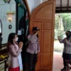 Kapolres Terjun Langsung Cek Pengamanan di Gereja