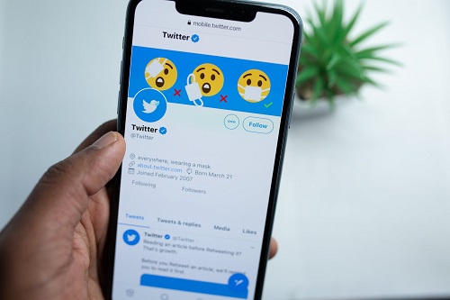 Keren! Fitur Terbaru Twitter, Hapus Konten yang Diunggah Tanpa Izin (Foto:Ilustrasi fitur terbaru Twitter)