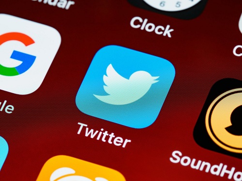 Hati-Hati! Kini Twitter Larang Pengguna Unggah Video dan Foto Tanpa Izin