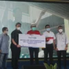 Tiga Tahun Jimat-Akur, bank bjb Berikan 5 Truk Pengangkut Sampah dan 1 Unit Wheel Loader