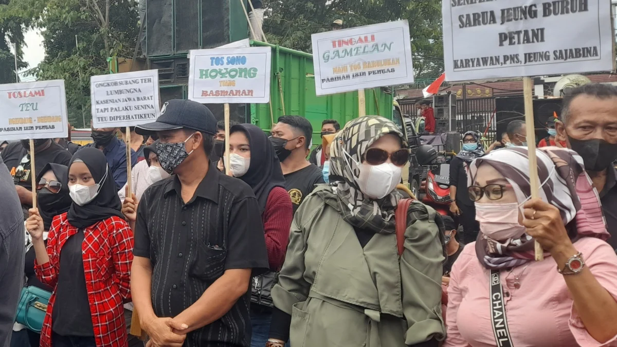 Seniman Subang Sayangkan Sikap Arteria, Dukung Pernyataan Ridwan Kamil