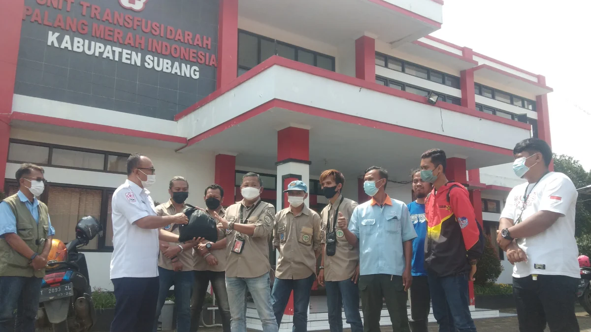 Peduli Korban Erupsi Semeru, Aliansi Serikat Pekerja Taekwang Beri Bantuan Senilai Rp20 Juta