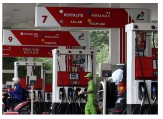 UPDATE! Harga BBM Pertamina 2022 dan Shell