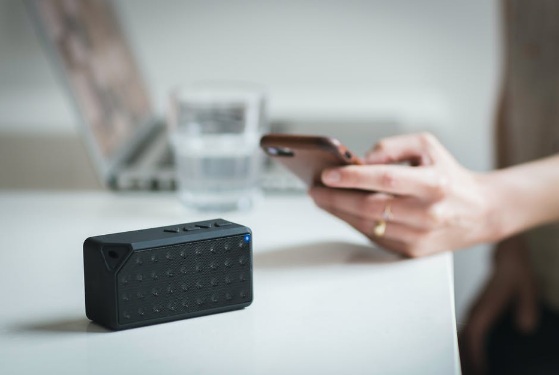 Harga Speaker Bluetooth Dengan Suara Bass Terbaik
